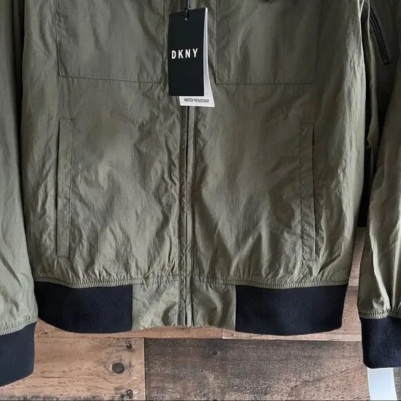 DKNY Water Resistant Women’s Olive Green Jacket New With Tags Size Small - Picture 4 of 16